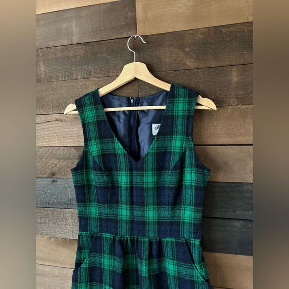 Vintage Wool Plaid V-Neck Lanz Original Midi Dress with Pockets - Picture 12 of 15